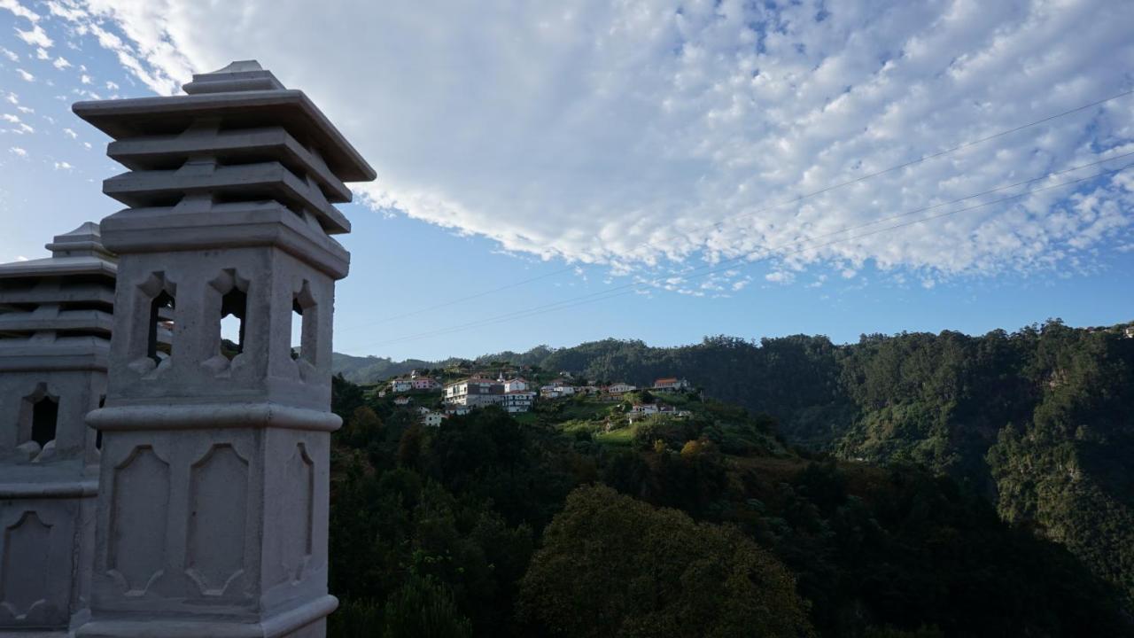 Ilha & Montanha - Turismo Rural Santana  Exteriér fotografie